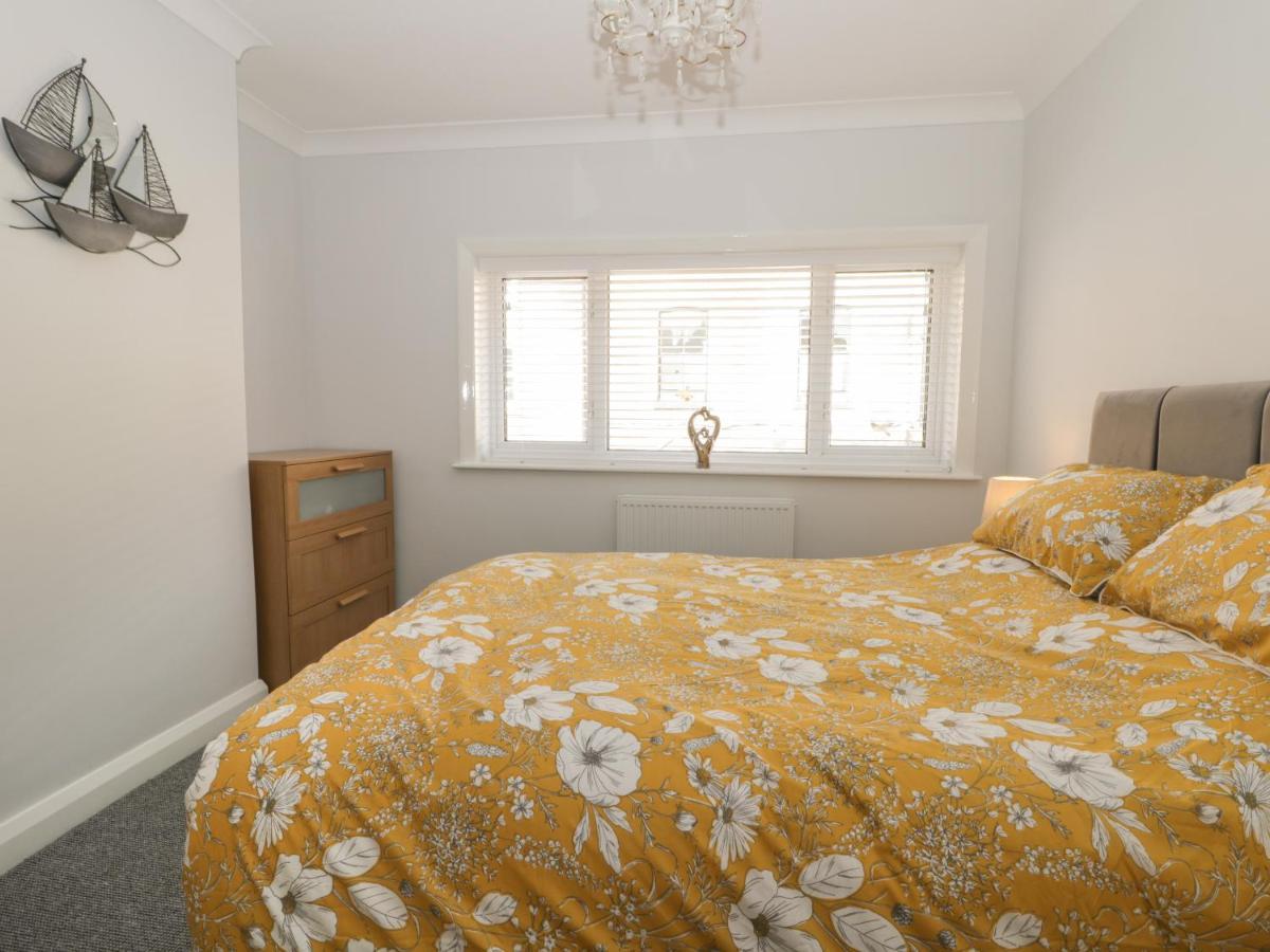 Sally's Berth *